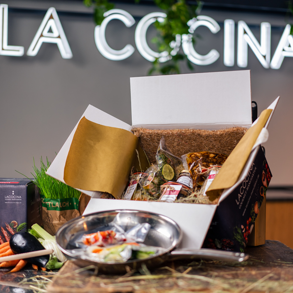 Gourmet Geschenkekorb Box mit allen Produkten der Lacocina Manufaktur